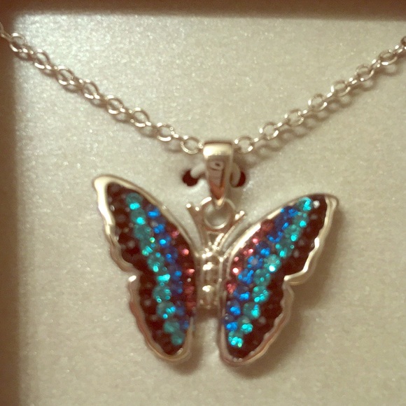 NWT 🦋 FINE SILVER BLUE CRYSTAL BUTTERFLY NECKLACE - Picture 2 of 6